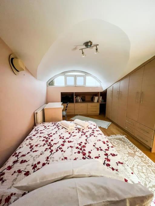 Blue Cave Luxury Maisonette View To The Corinthian Sea Apartment